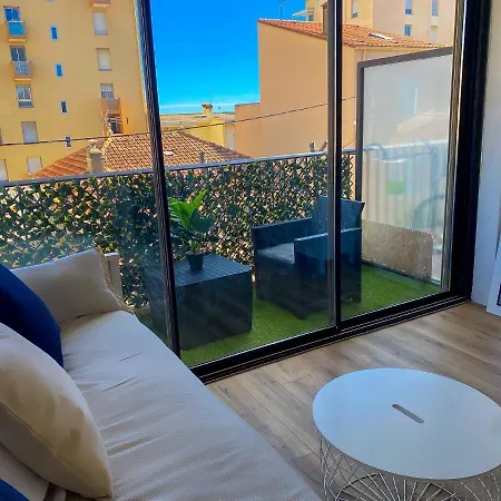 Canet-plage Houstal 公寓